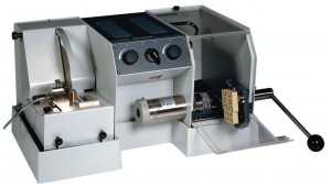 Отрезной и шлифовальный станок для подготовки минералогических образцов Discoplan-TS